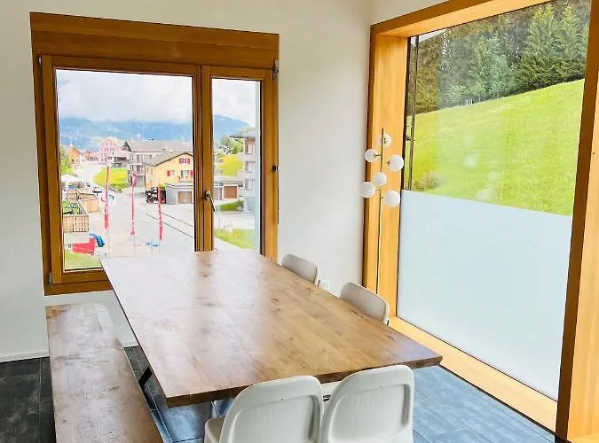 3 Bedroom In Front Of