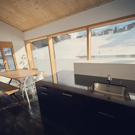 Apartmán 3 Bedroom In Front Of Obersaxen